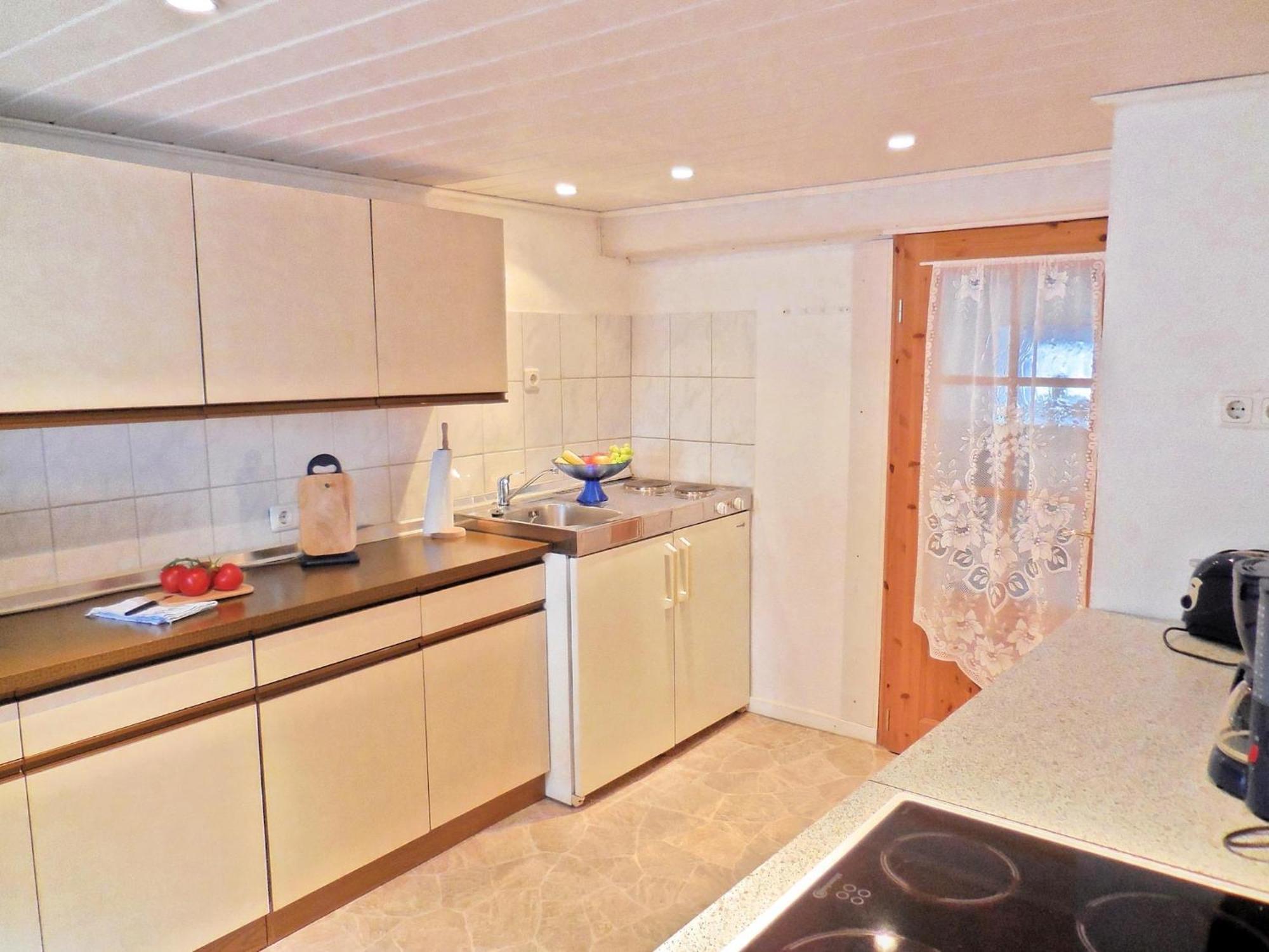 Small Apartment In Hesse With Terrace And Garden Frielendorf Екстериор снимка