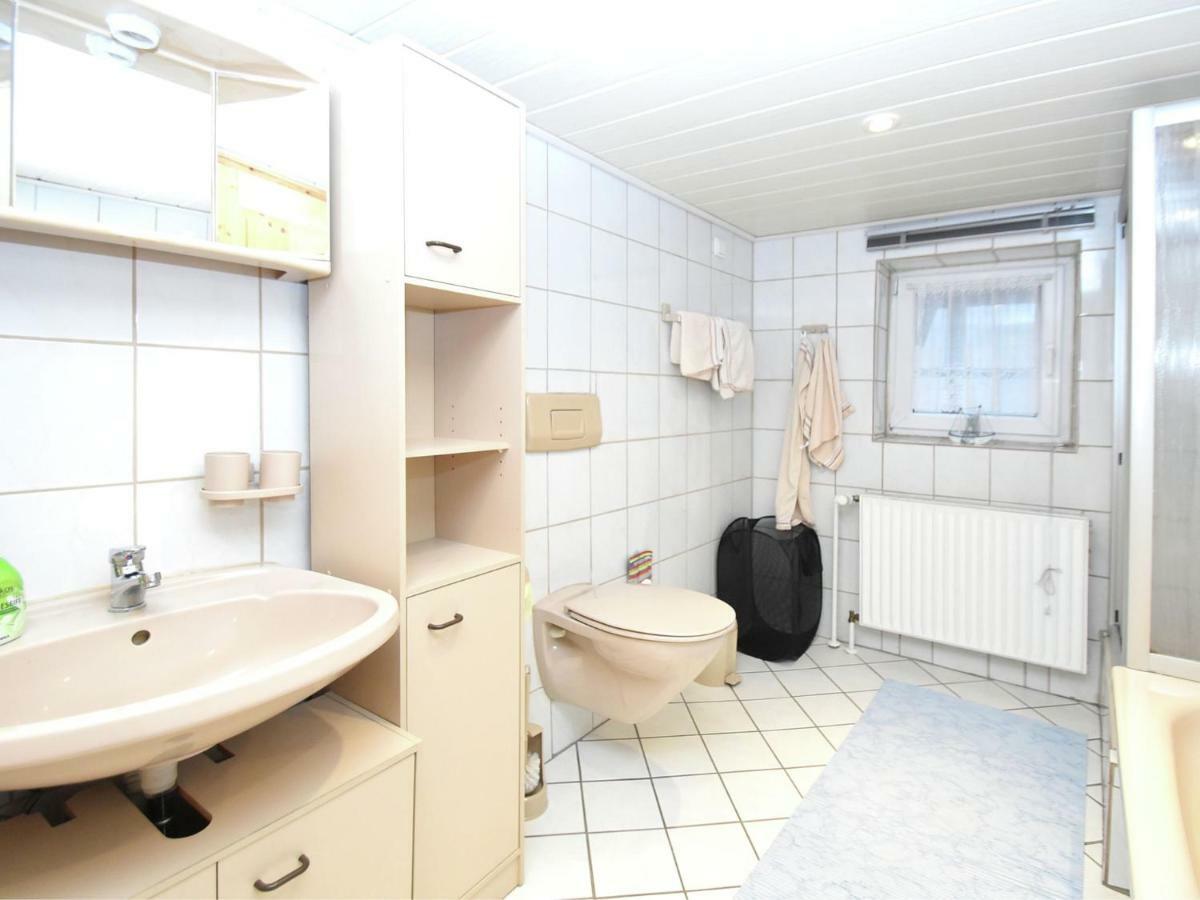 Small Apartment In Hesse With Terrace And Garden Frielendorf Екстериор снимка